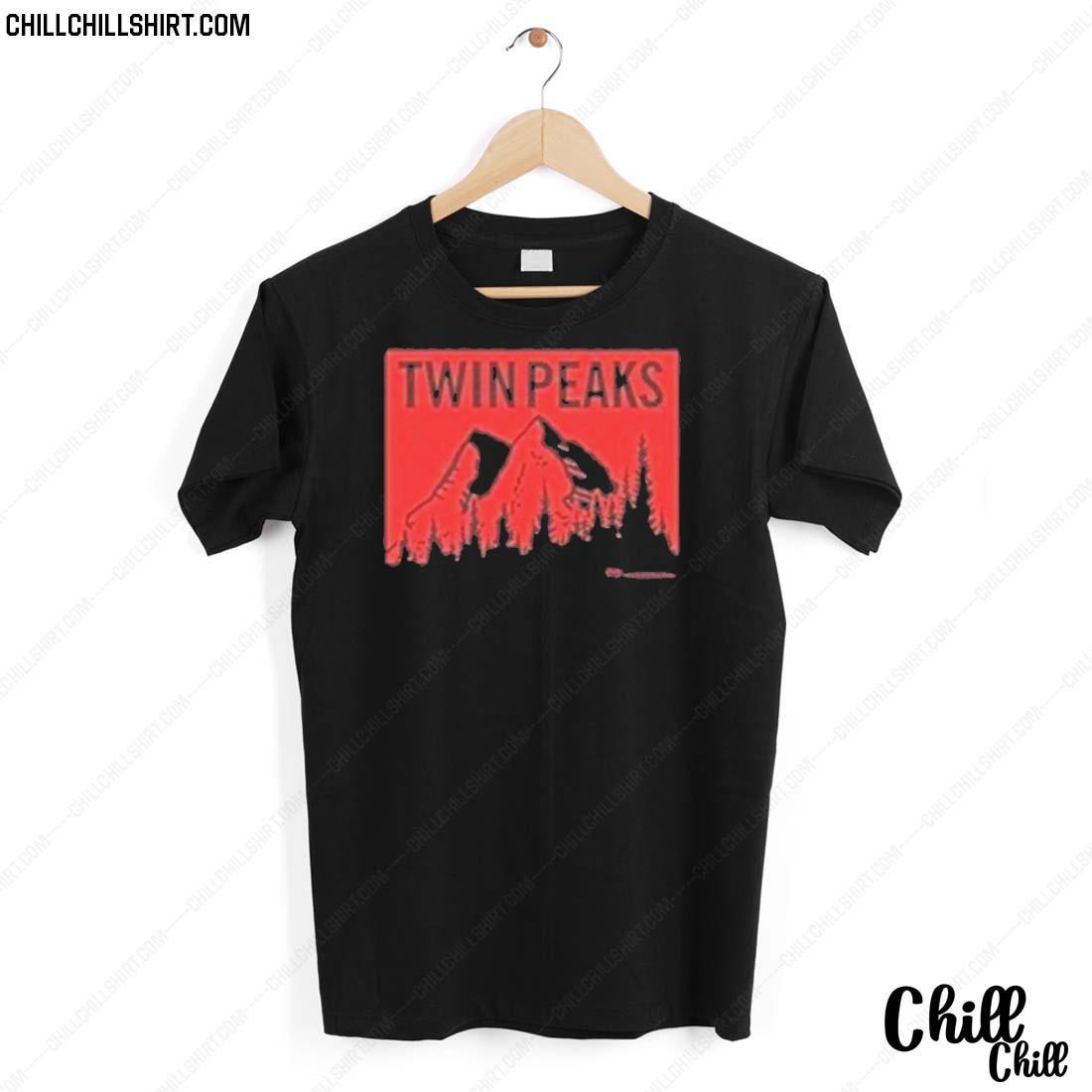 Official twin Peaks Red Mountain Range Fleece T-shirt