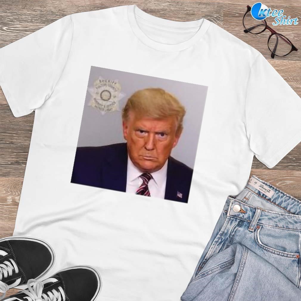 Premium Donald Trump MugShot Trump Arrest photo design T-shirt